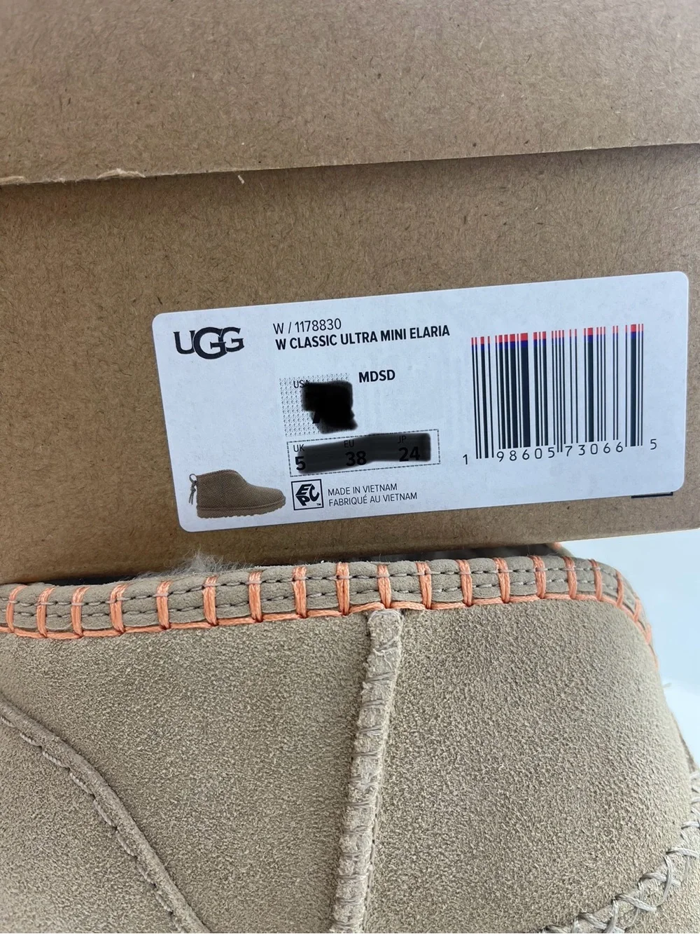 UGG W CLASSIC ULTRA MINI ELARIA
MDSD - Mustard Seed
Ankle Booties Shearling - Picture 16 of 16